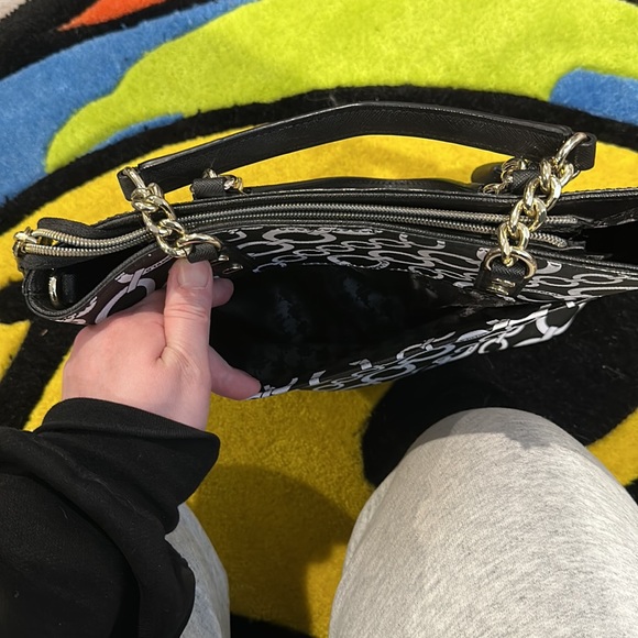 SOLD | Karl Lagerfeld Purse - Picture 7 of 7